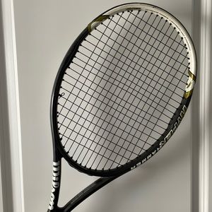 Wilson Hyper Hammer 5.3 mens tennis racket